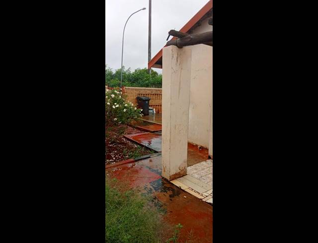 3 BEDROOM HOUSE FOR SALE IN PROTEA NORTH